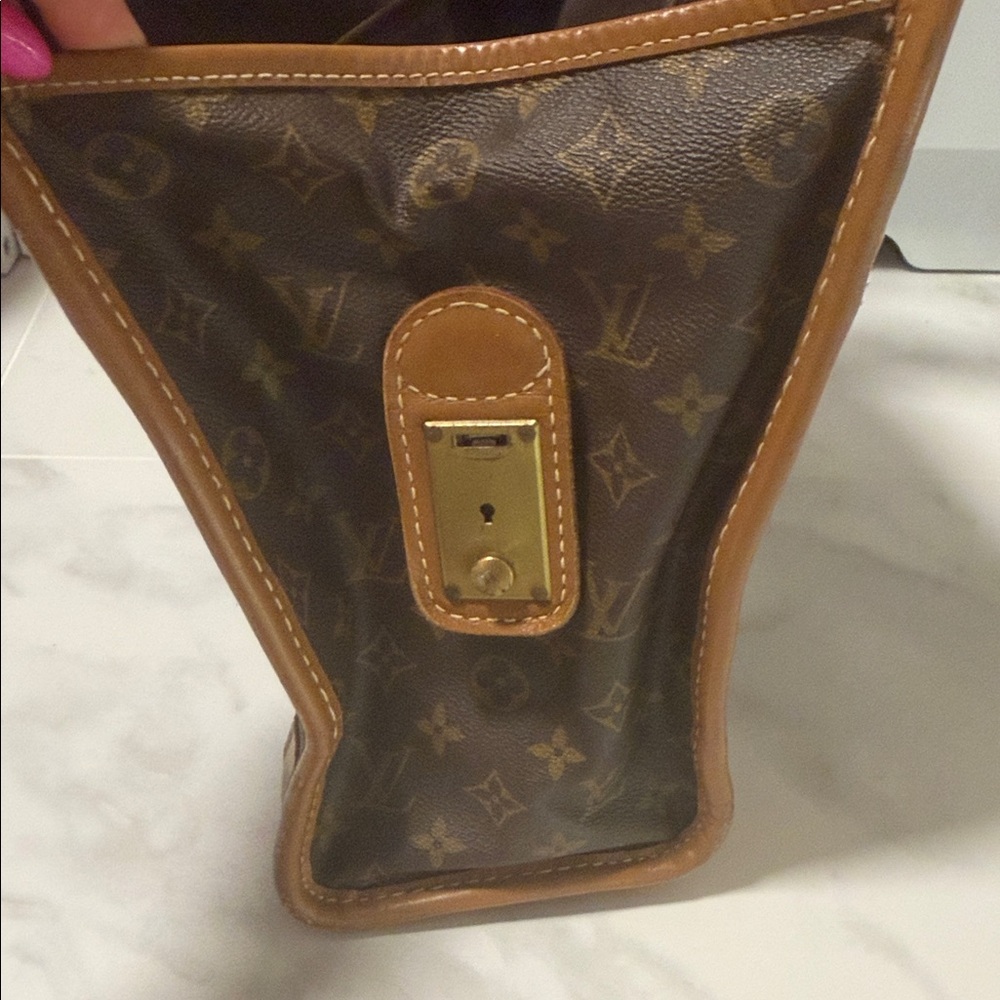 Louis Vuitton Tan and Brown Monogram Briefcase VINTAGE - Picture 4 of 16